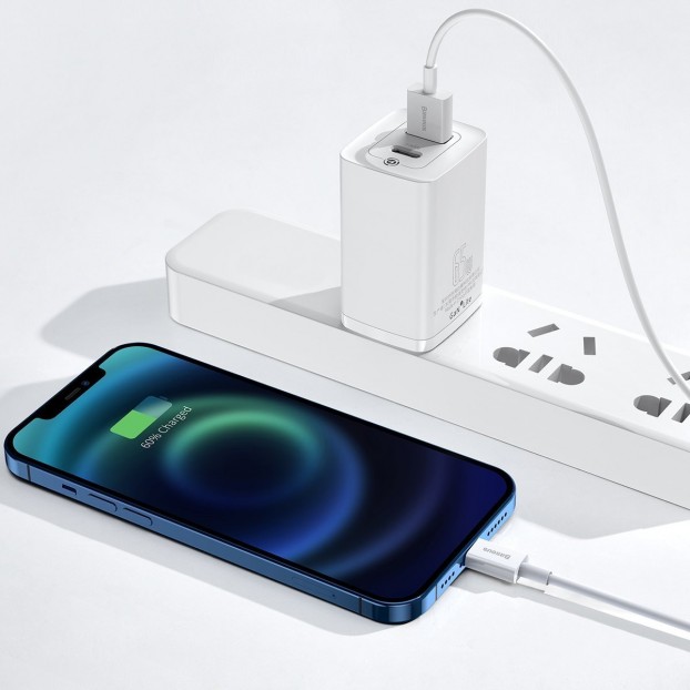 Cablu BASEUS Superior Series USB to Lightning, 2.4A, 1.5m - Alb Cablu BASEUS Superior Series USB to Lightning, 2.4A, 1.5m - Alb
