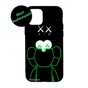 Husa iPhone 12 / 12 Pro LUXO TPU - DarkSide Kaws 